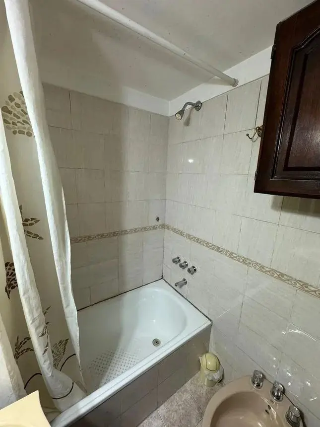 PH en venta - 2 Dormitorios 2 Baños - Cochera - 118Mts2 - Villa Sarmiento 2