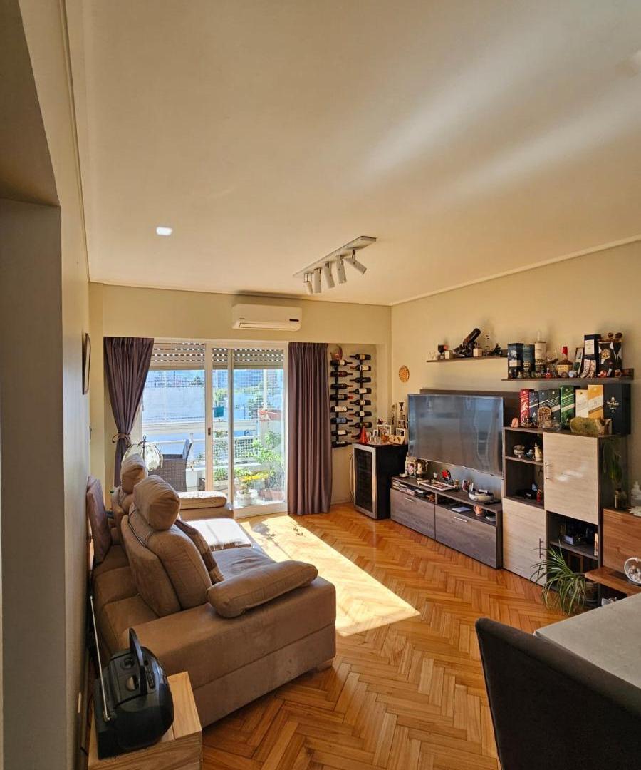Departamento en venta - 2 Dormitorios 1 Baño - Cochera - 69Mts2 - Palermo