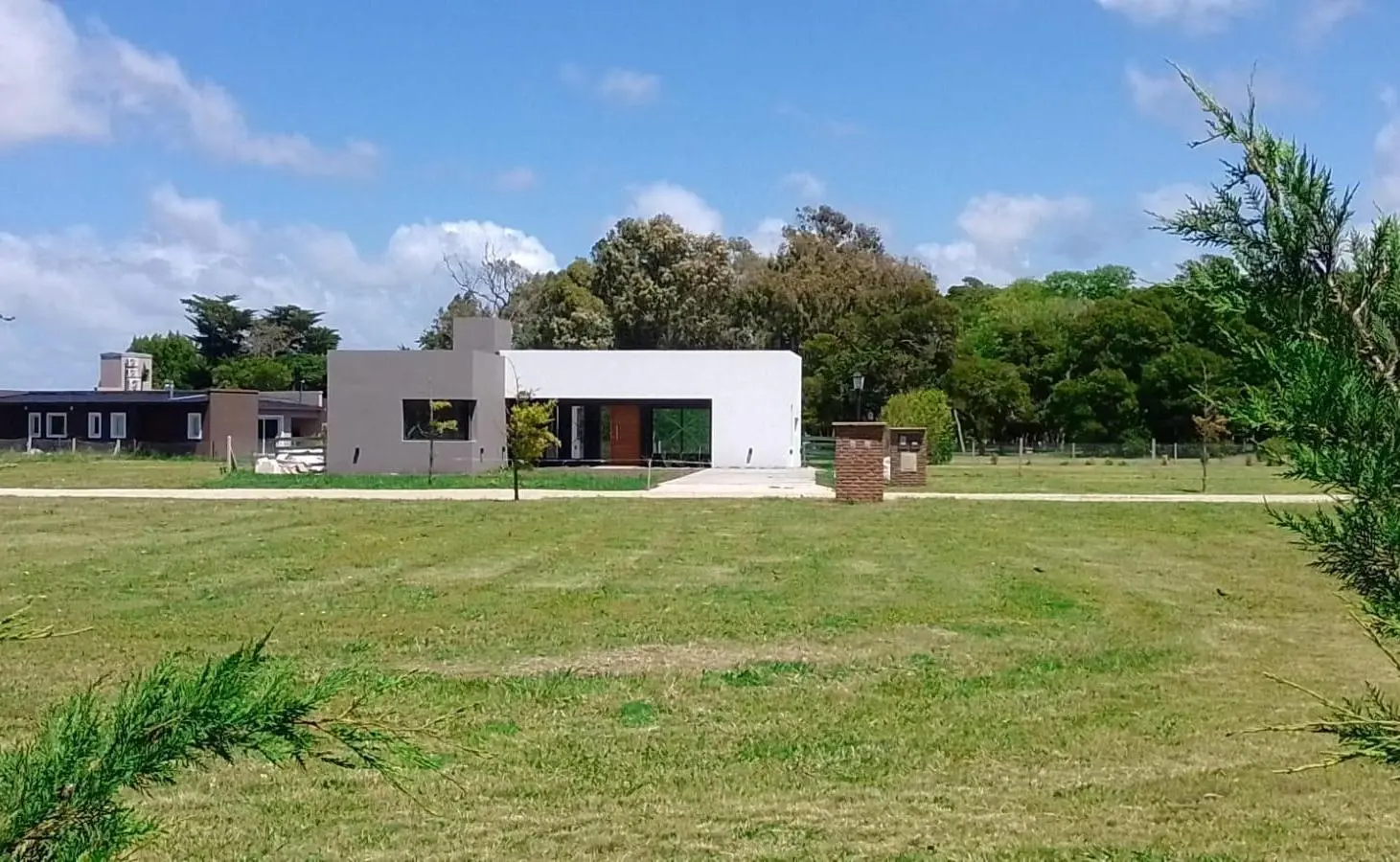 Casa en venta - 4 Dormitorios 2 Baños - Santa Clara del Mar 5