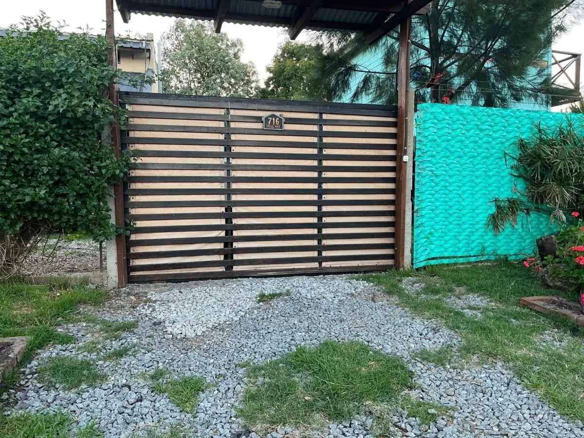 Casa en alquiler - 2 Dormitorios 1 Baño - Mar del Plata 3