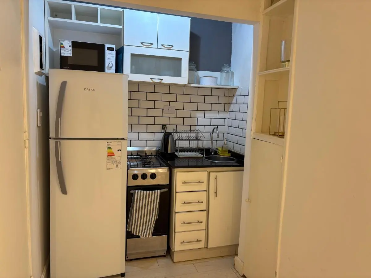 Departamento en alquiler - 1 Dormitorio 1 Baño - Recoleta 4