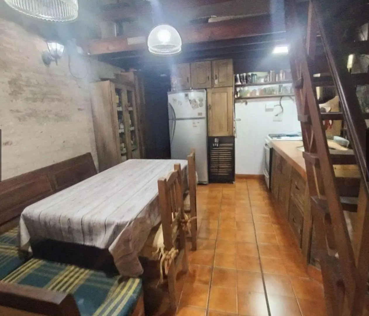 Casa en alquiler - 2 Dormitorios 2 Baños - Arturo Seguí 4