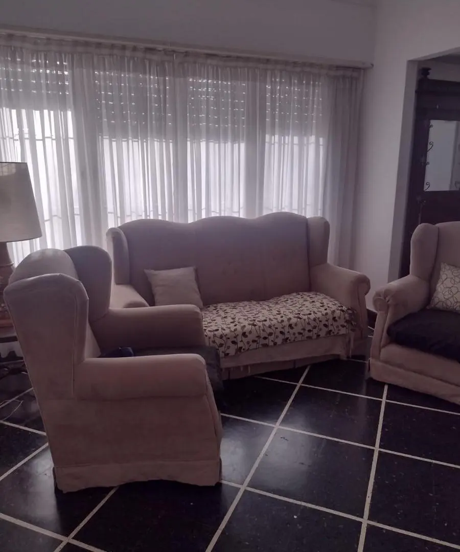 Casa en alquiler temporal - 3 Dormitorios 2 Baños - Miramar 5