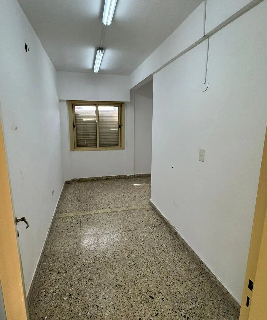 Edificio Comercial en alquiler - 2 Dormitorios 2 Baños - Depósito - Mataderos 5