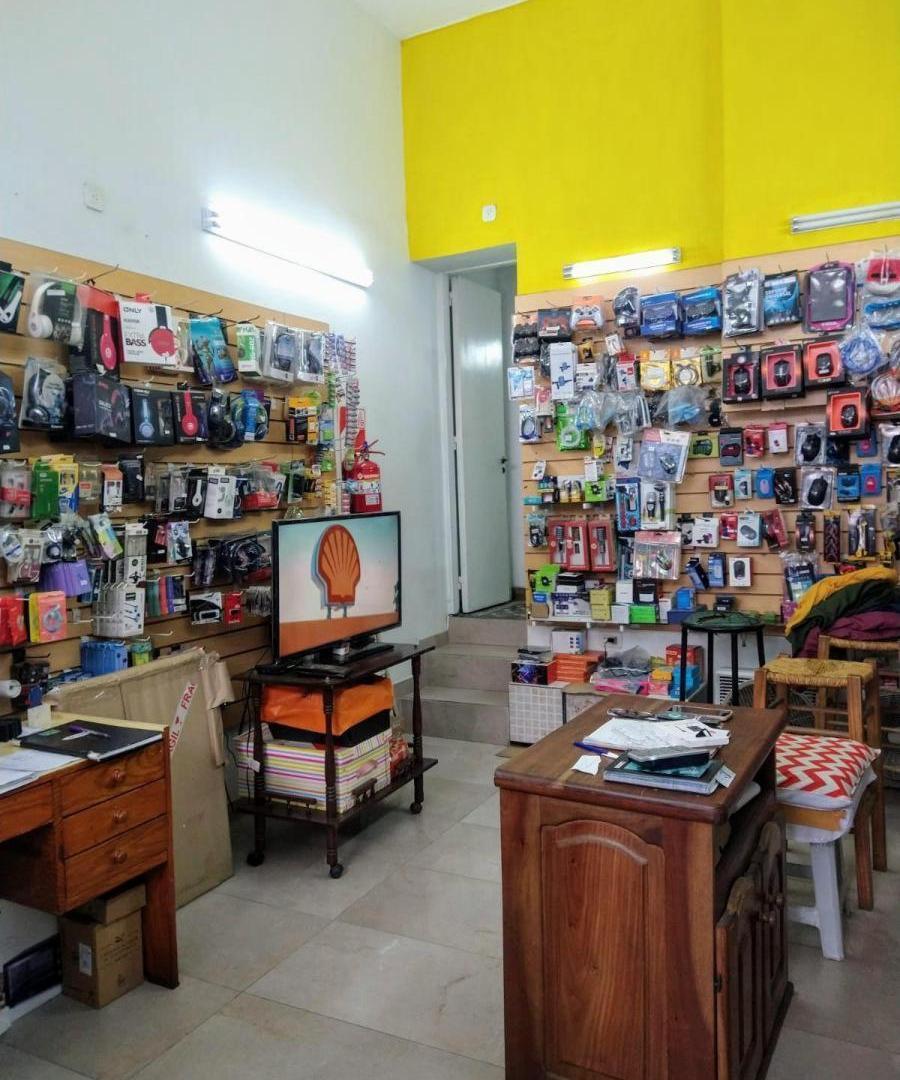 Local Comercial en alquiler - 2 Ambientes 1 Baño - La Plata