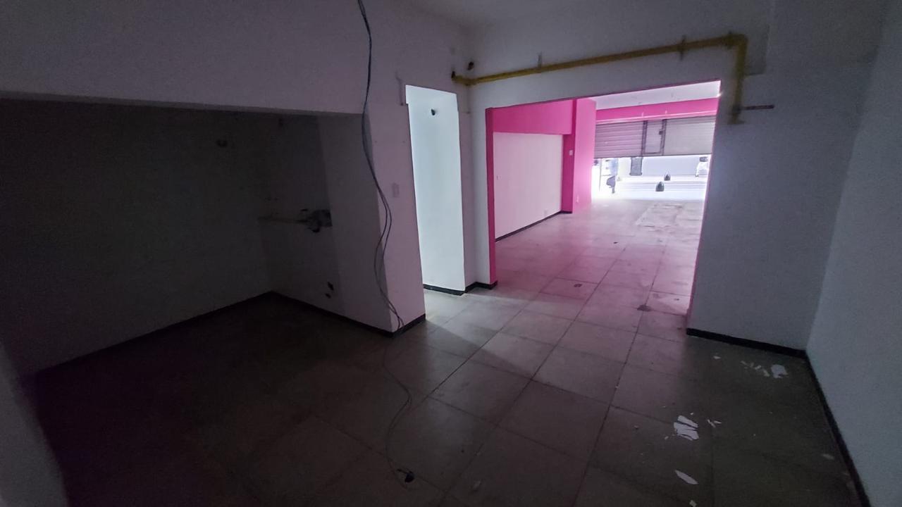 Foto de Local Comercial en alquiler - 2 Baños - Microcentro, imagen 5