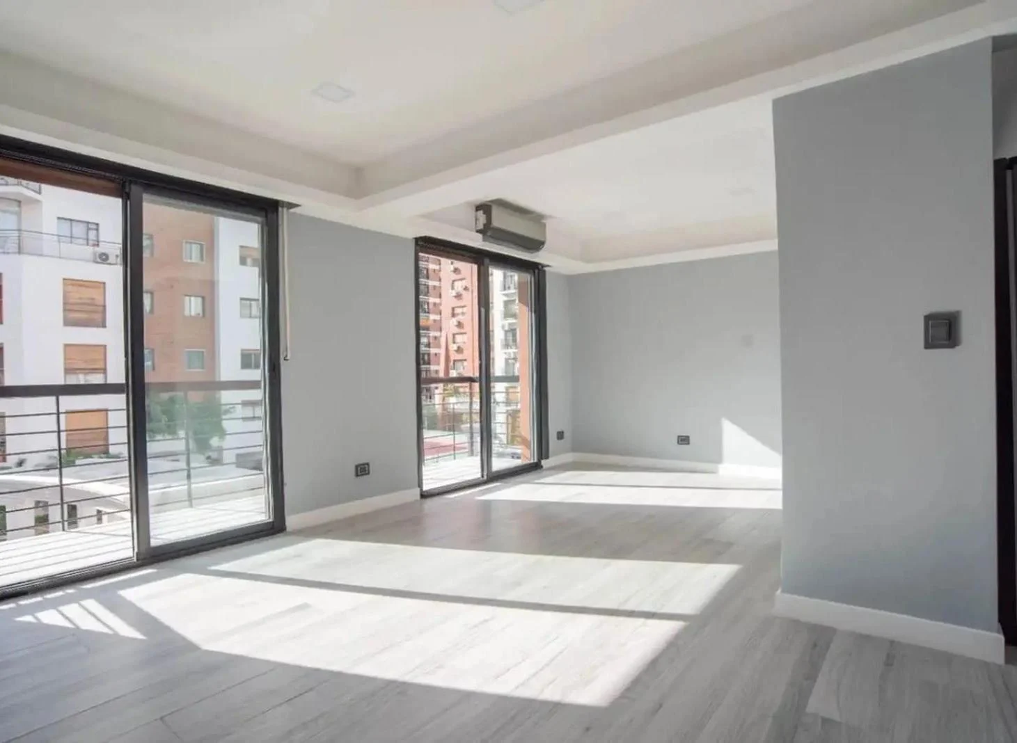 Foto de Departamento en alquiler - 3 Dormitorios 3 Baños - Belgrano, imagen 1