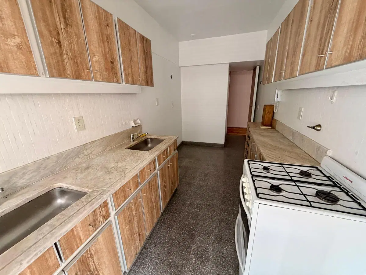 Departamento en alquiler - 3 Dormitorios 2 Baños - Belgrano 5