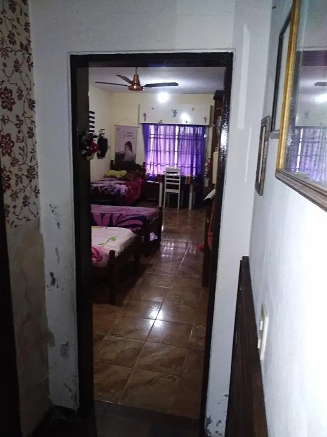 Casa en venta - 2 Dormitorios 1 Baño 2 Cocheras - 500Mts2 - Morón 3