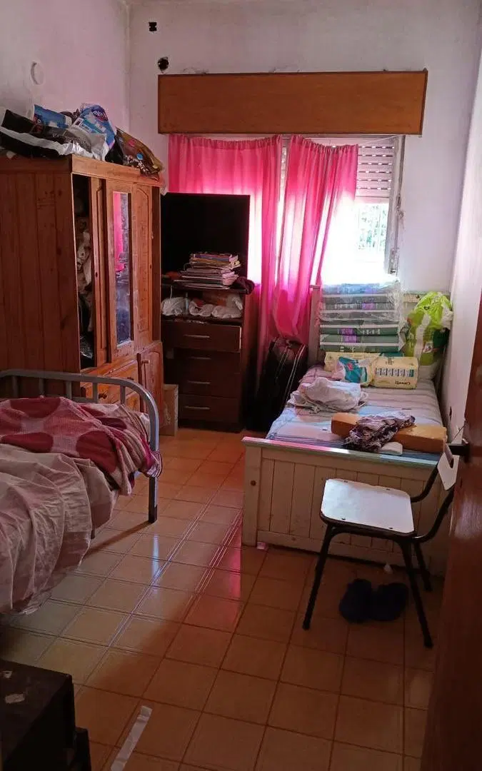 Casa en venta - 3 Dormitorios 2 Baños - Merlo 5