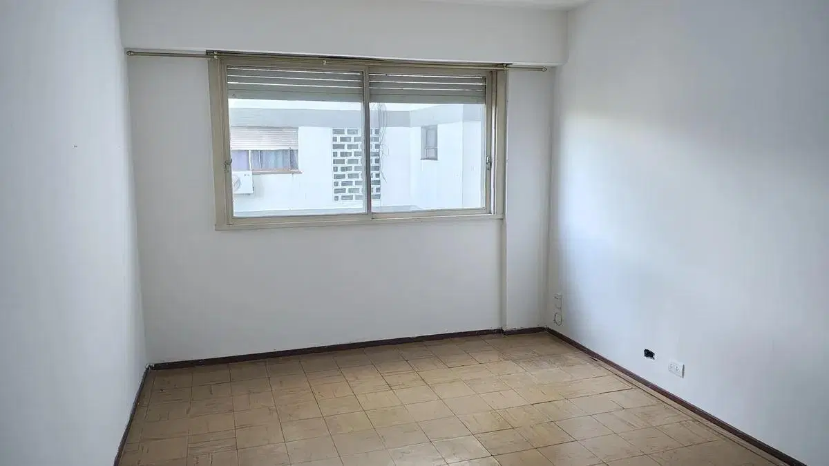 Departamento en venta - 2 Dormitorios 1 Baño - Lomas de Zamora 5