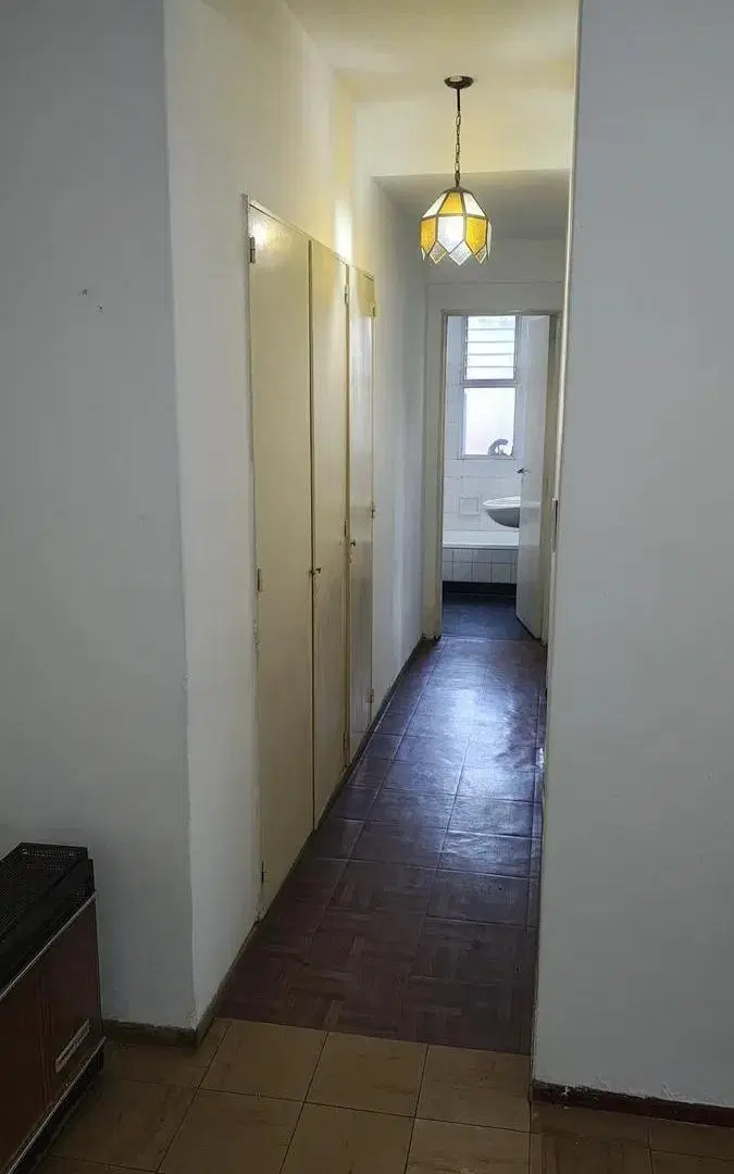 Departamento en venta - 2 Dormitorios 1 Baño - Lomas de Zamora 4