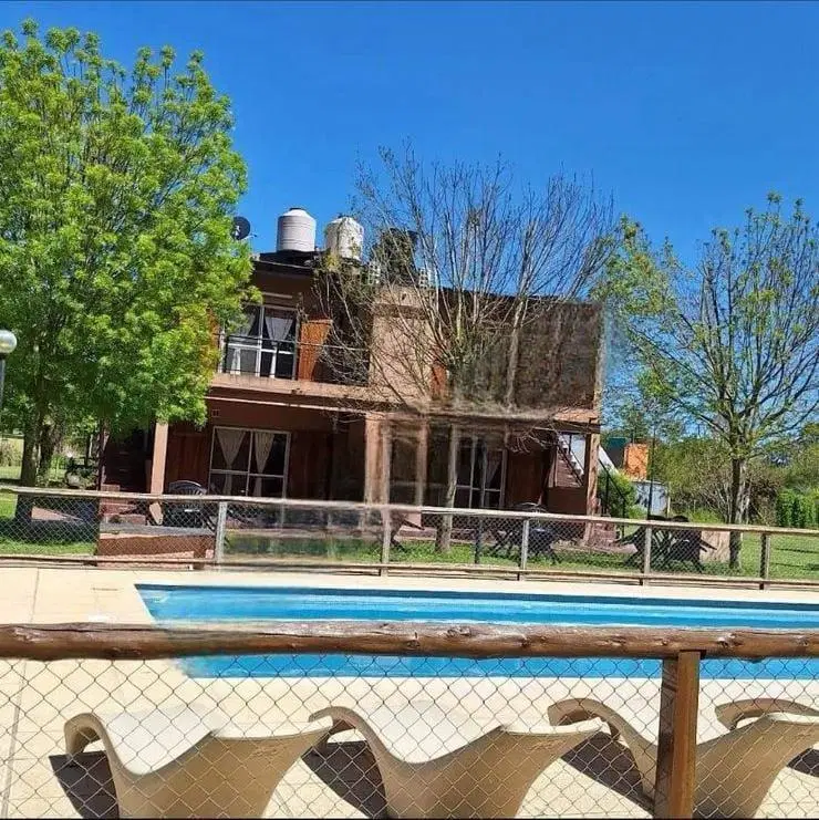 Chacra en venta - 6 Dormitorios 6 Baños - Chascomús 4