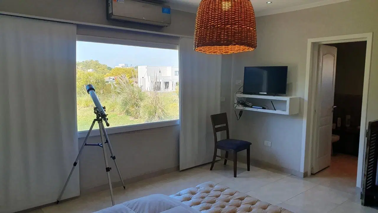 Casa en venta - 4 Dormitorios 2 Baños - Deportivo I 5
