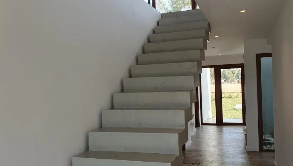 Casa en venta - 5 Dormitorios 5 Baños - Ecuestre 3