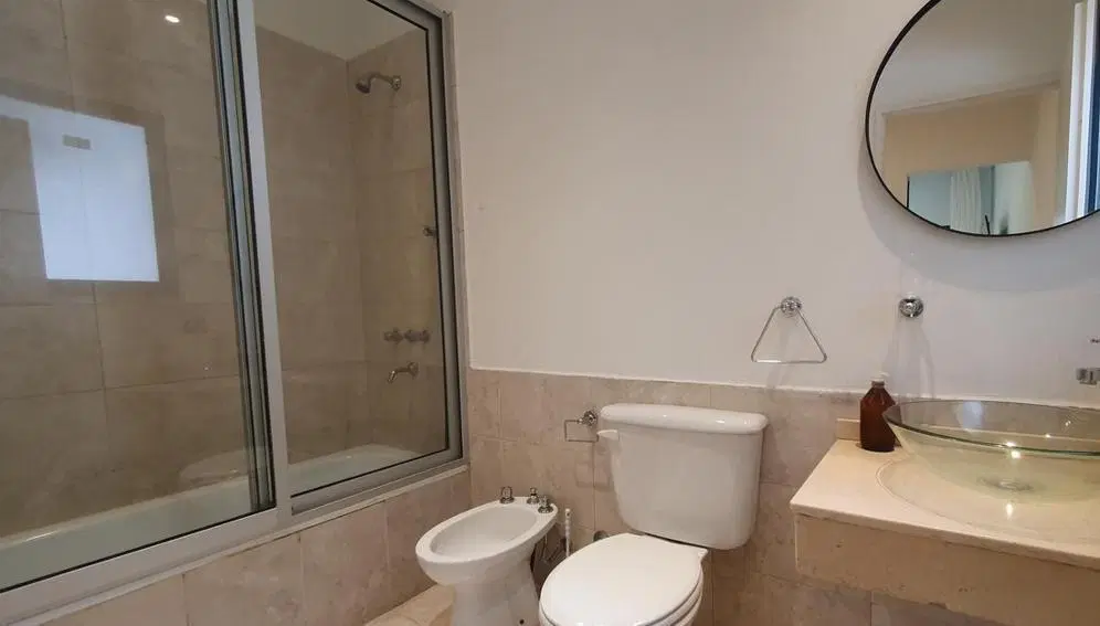 Casa en venta - 4 Dormitorios 3 Baños - Golf 2 3