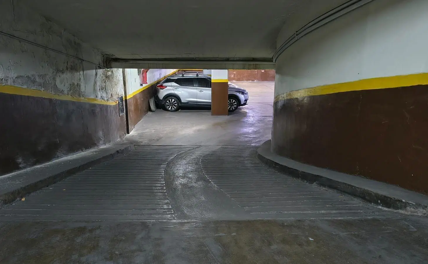 Cochera en venta - 12Mts2 - Balvanera 5