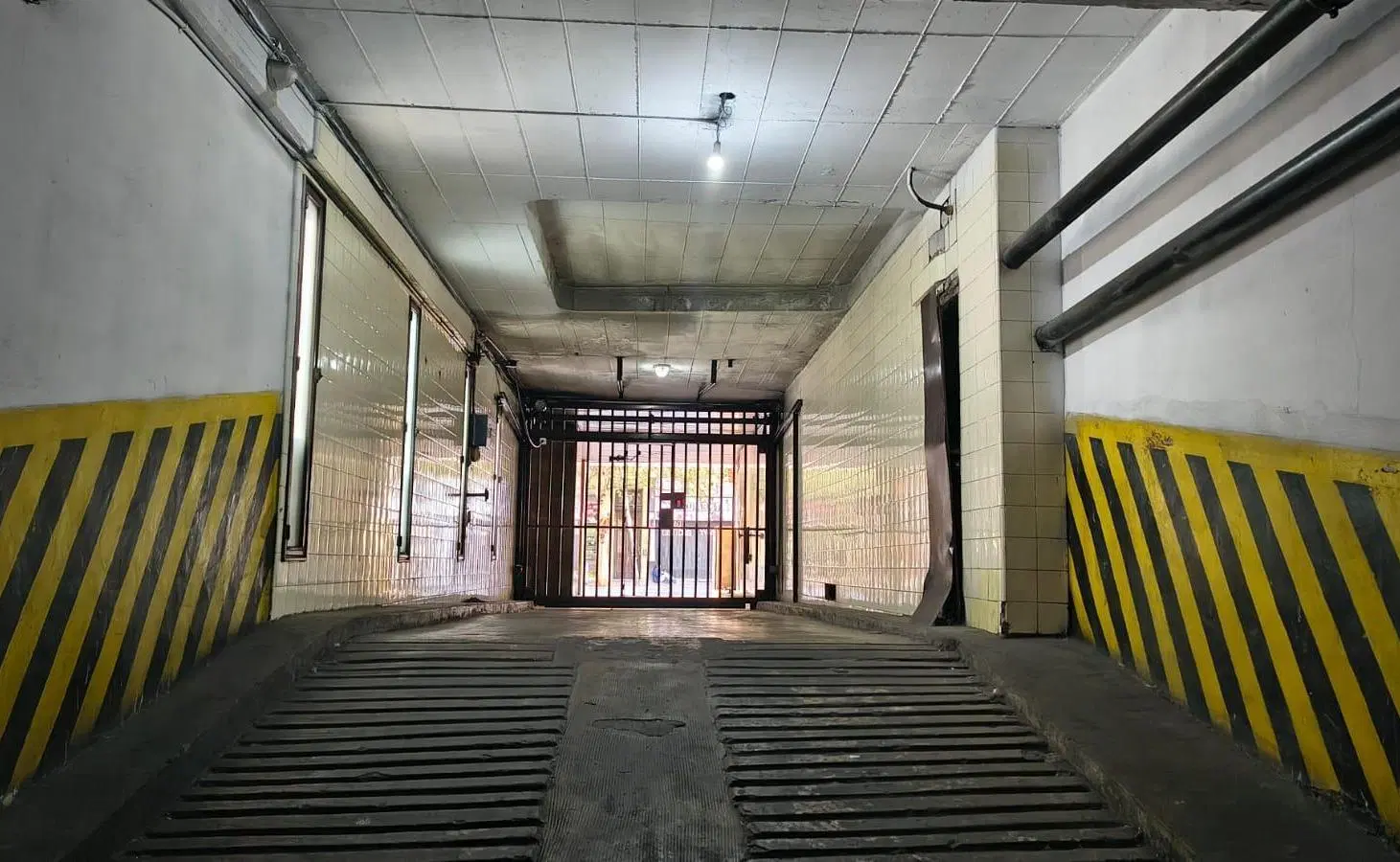 Cochera en venta - 12Mts2 - Balvanera 2