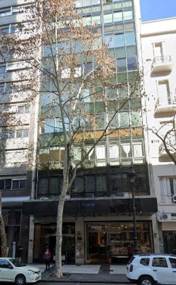 Oficina en venta - 3 Baños - Monserrat 2