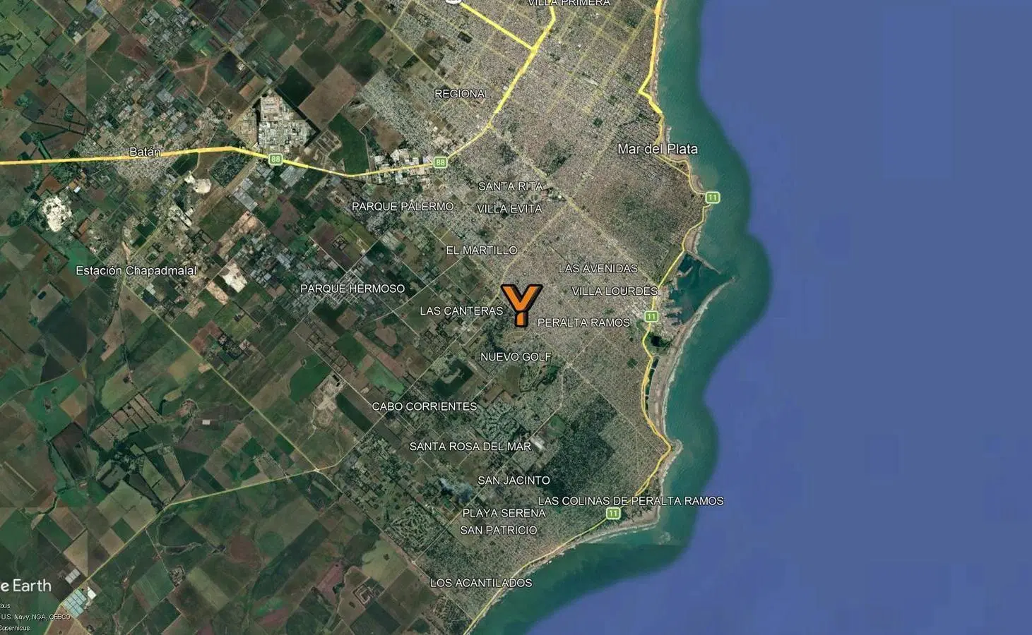 Casa en venta - 3 Dormitorios 2 Baños - Mar del Plata 3