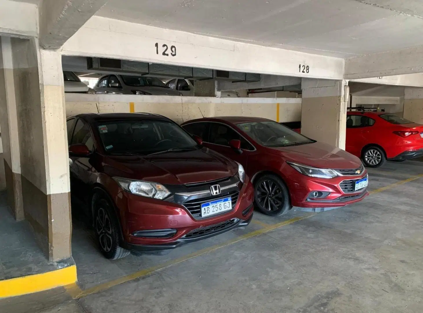 Cochera en venta - 13Mts2 - Almagro 3
