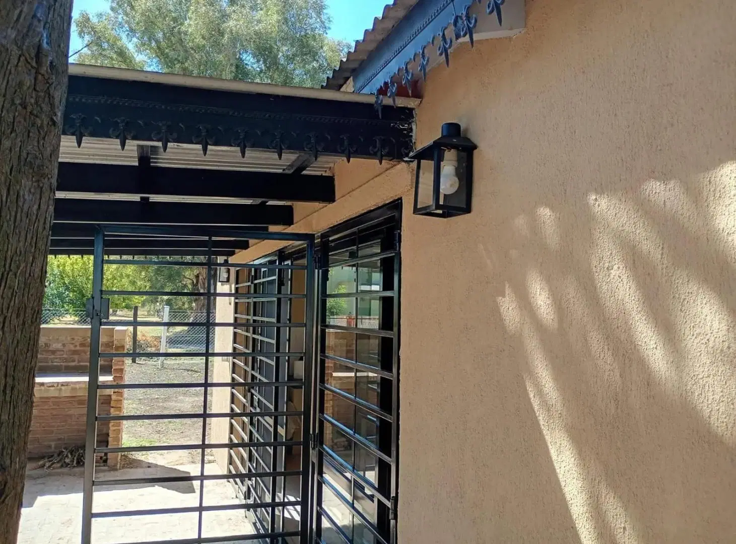 Casa en venta - 1 Dormitorio 1 Baño - San Miguel Del Monte 5