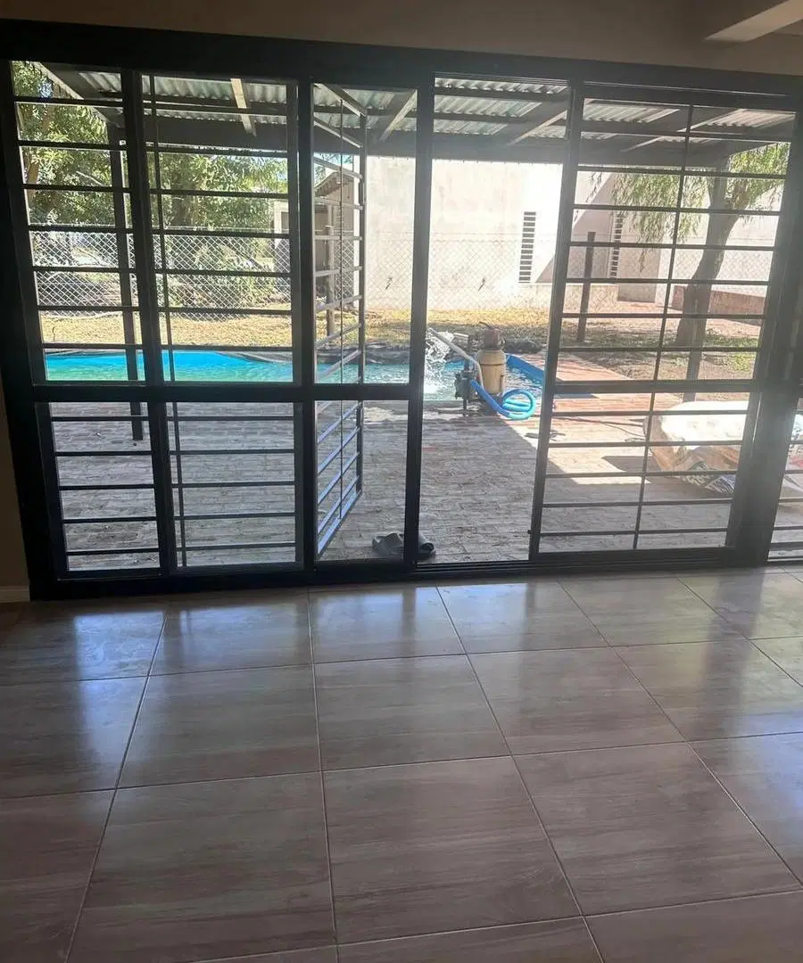Casa en venta - 1 Dormitorio 1 Baño - San Miguel Del Monte 2