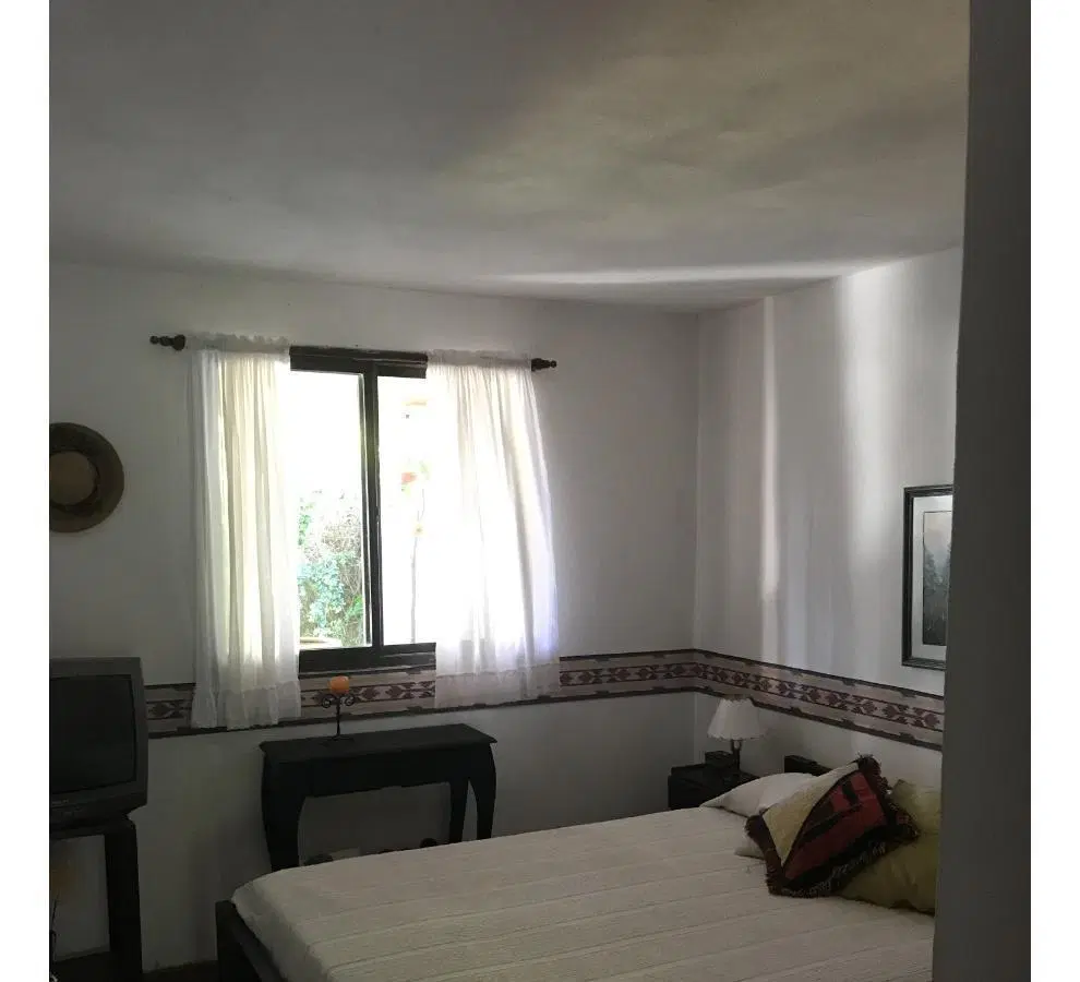 Casa en venta - 3 Dormitorios 1 Baño - 300Mts2 - Las Toninas 5