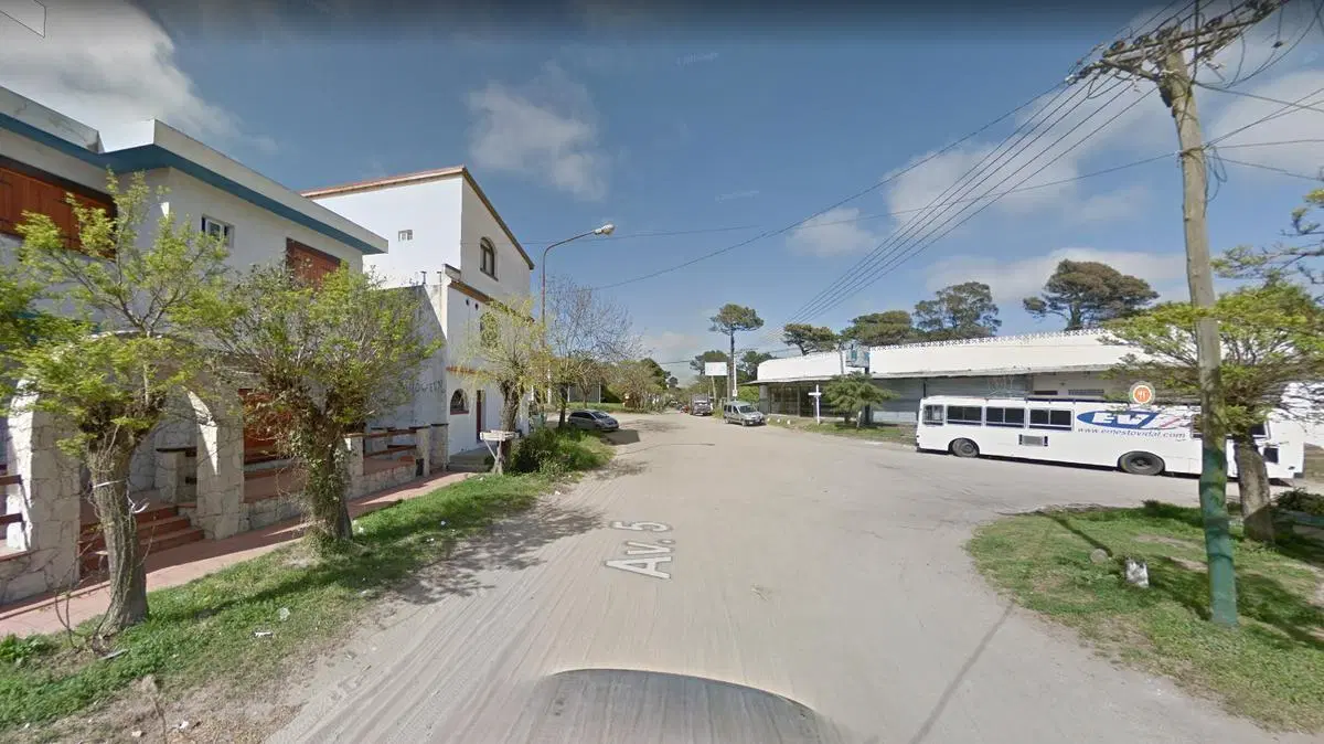 Dúplex en venta - 2 dormitorios 2 baños - 110mts2 - Villa Gesell 3