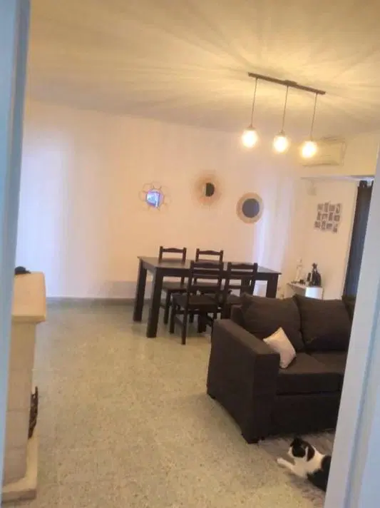 Departamento en venta - 2 dormitorios 1 baño - 70mts2 - Lanús Este 1