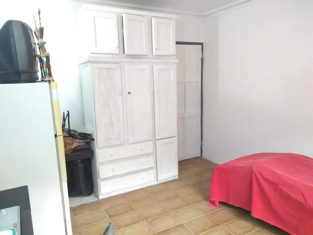 Casa en venta - 2 dormitorios 1 baño - 600 mts2 - San Carlos, La Plata 4