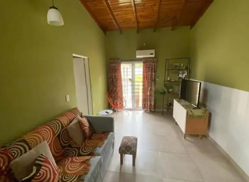 Casa en venta - 4 Dormitorios 2 Baños - Cocheras - 372Mts2 - Campana 2