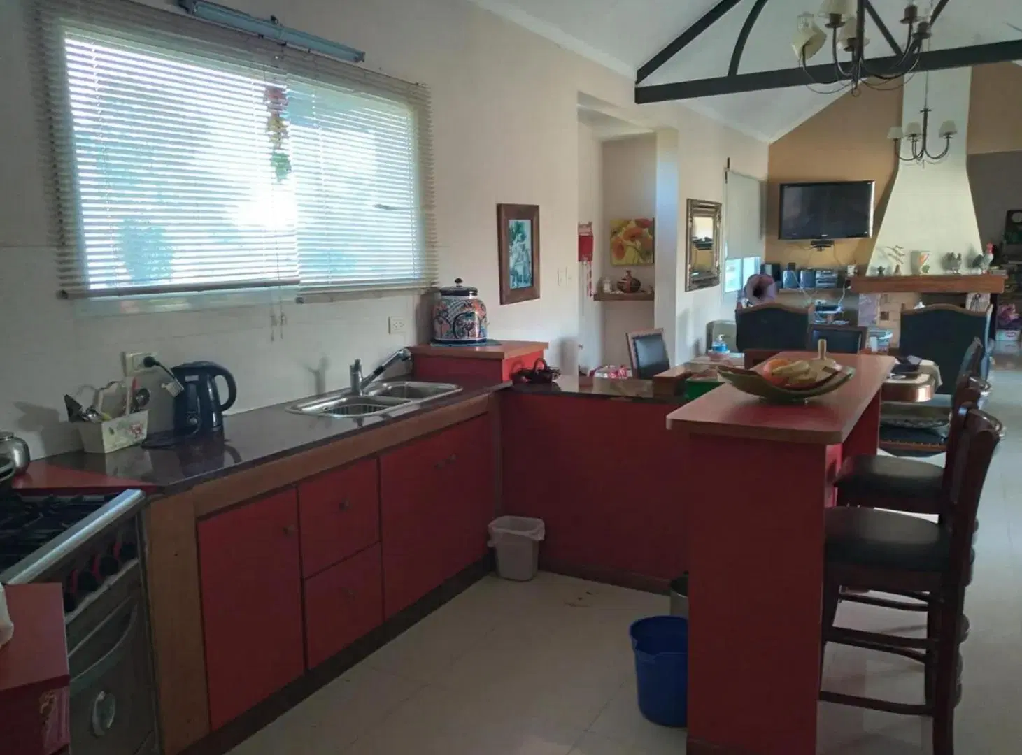Casa en venta - 3 Dormitorios 2 Baños - Coronel Brandsen 4