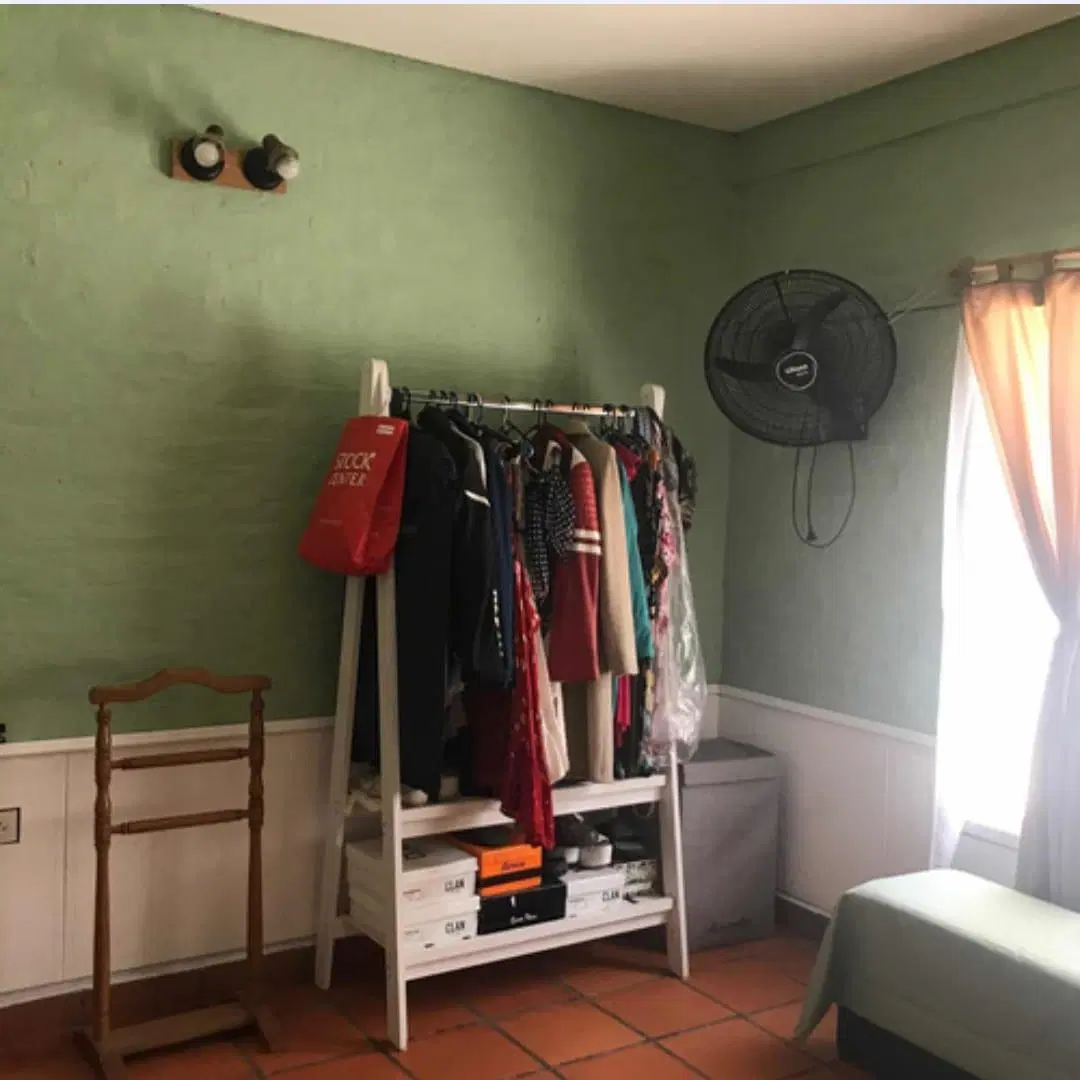 Casa en venta - 3 Dormitorios 1 Baño - 200mts2 - Abasto 3
