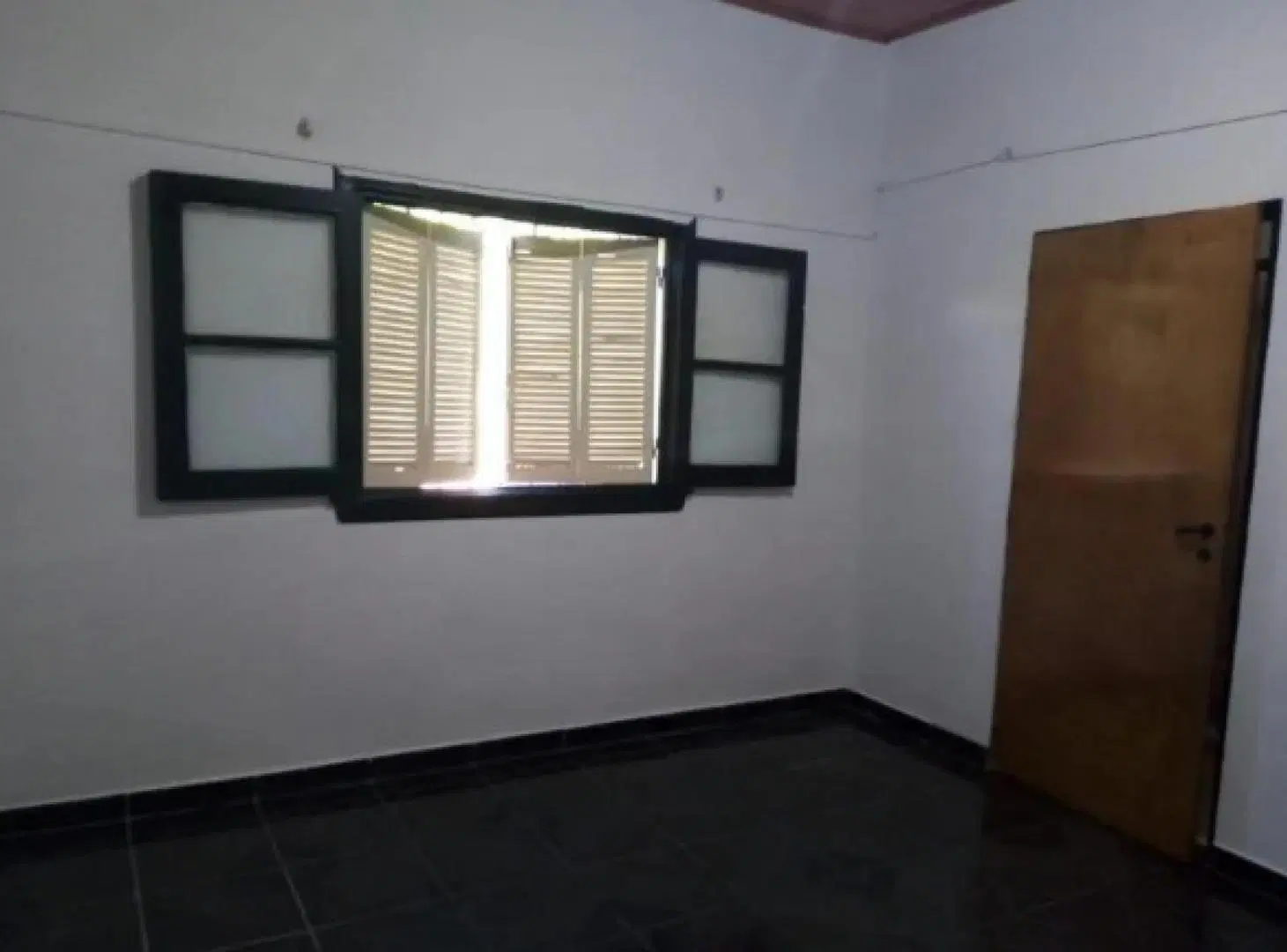 Casa en venta - 1 Dormitorio 1 Baño - Almirante Brown 1