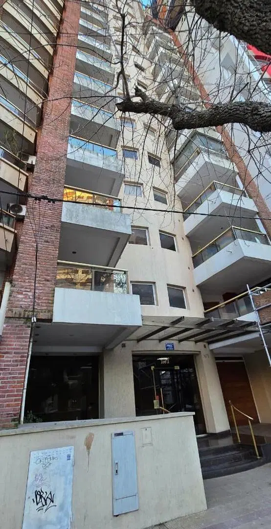 Departamento en venta - 2 Dormitorios 1 Baño - 64mts2 - La Plata 2