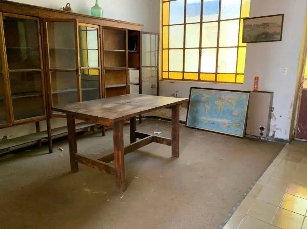 Casa venta - 3 dormitorios 2 baños - 163mts2 totales - Tres Arroyos 2