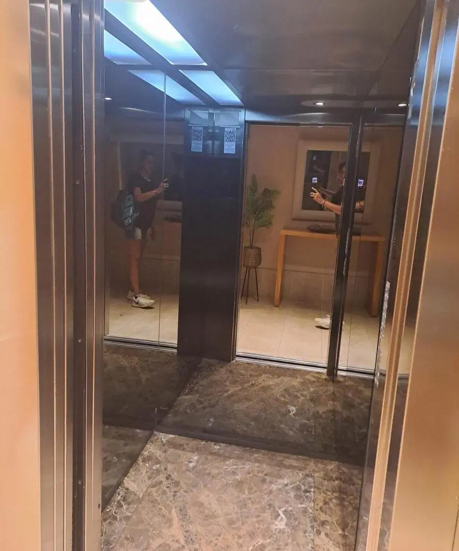Departamento en venta - 2 Dormitorios 2 Baños - Puerto Madero 2