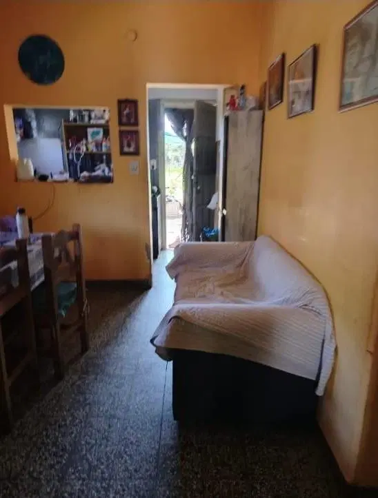 Casa en venta - 3 Dormitorios 1 Baño - La Plata 3