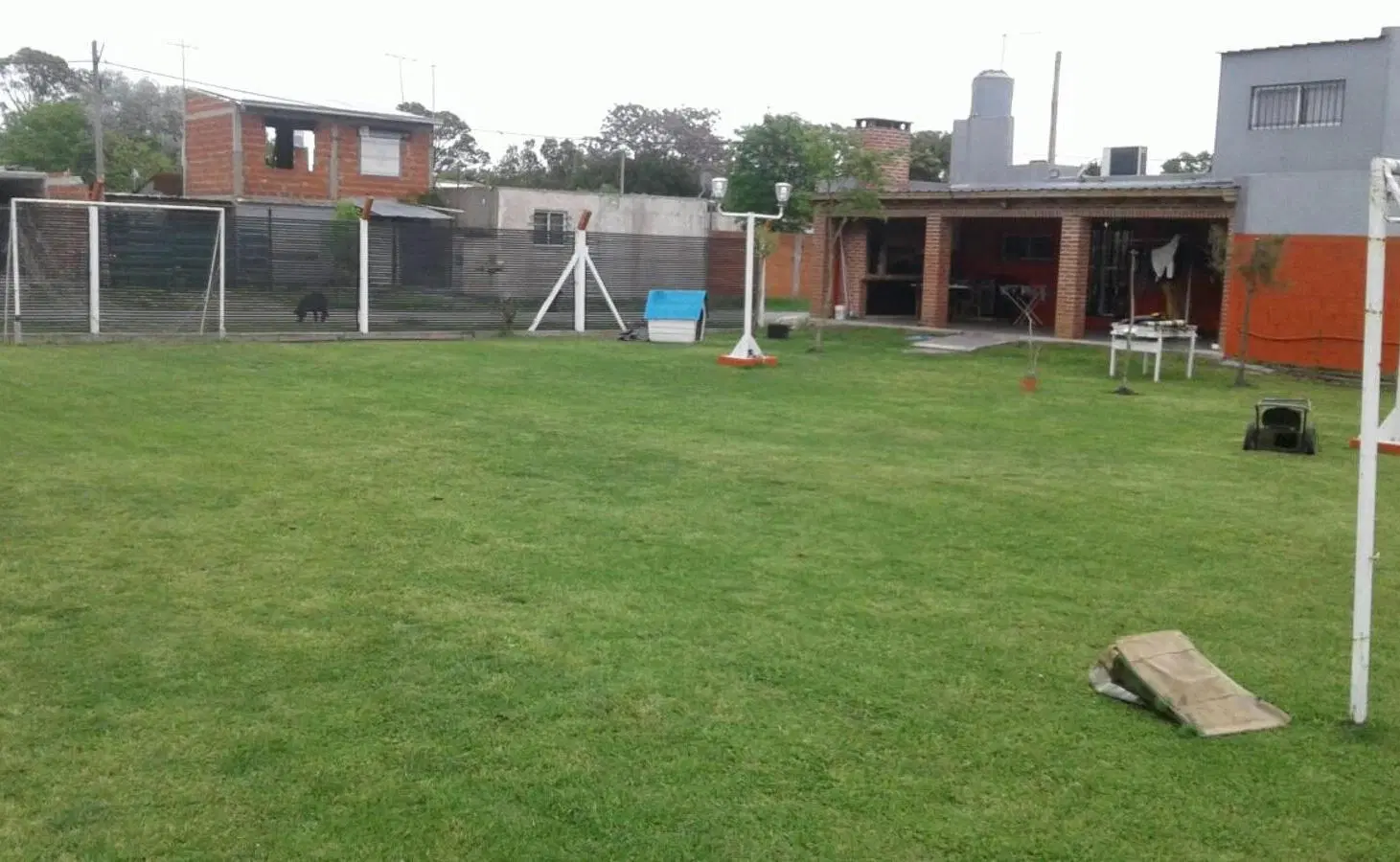 Casa en venta - 2 Dormitorios 1 Baño - Cocheras - 465Mts2 - Los Hornos, La Plata 5