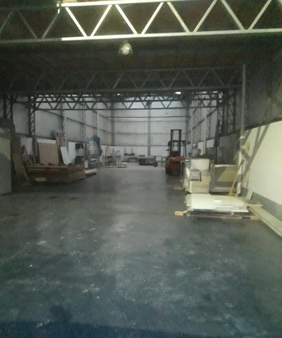 Local en venta - 2 Ambientes - Depósito - 700Mts2 - La Plata 5