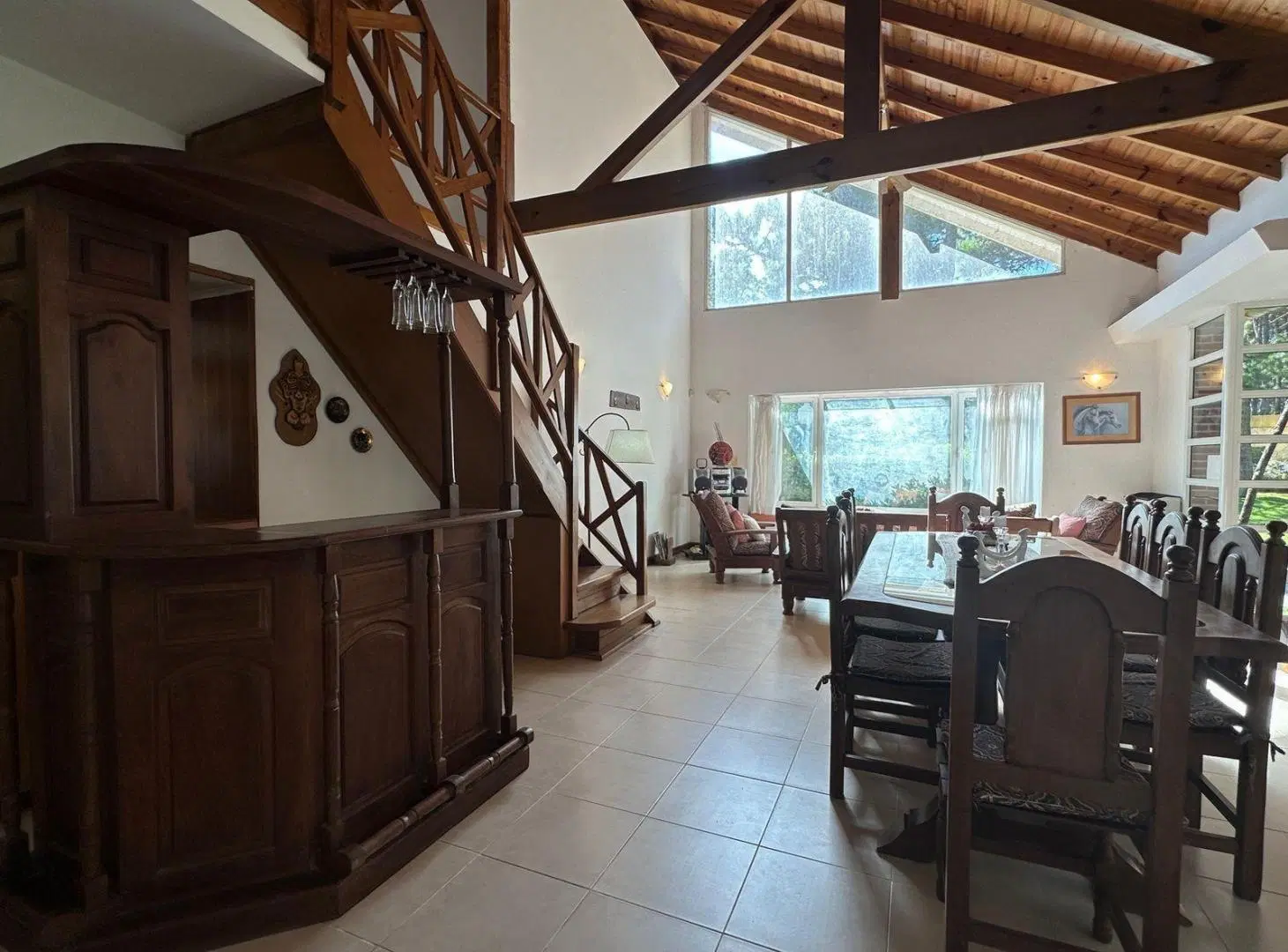 Casa en venta - 4 Dormitorios 3 Baños - Pinamar 3