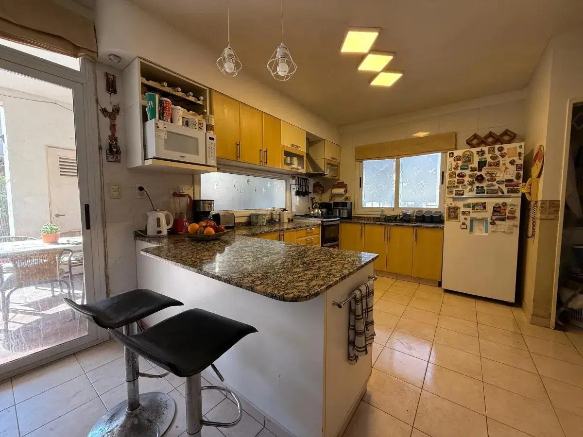 Casa en venta - 4 Dormitorios 4 Baños - General Pacheco 5