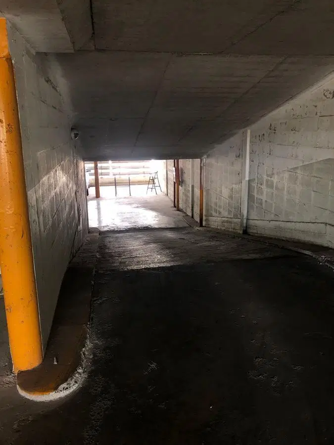 Cochera en venta - 20mts2 - Quilmes 4