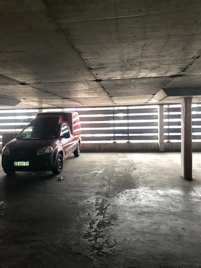 Cochera en venta - 20mts2 - Quilmes 1