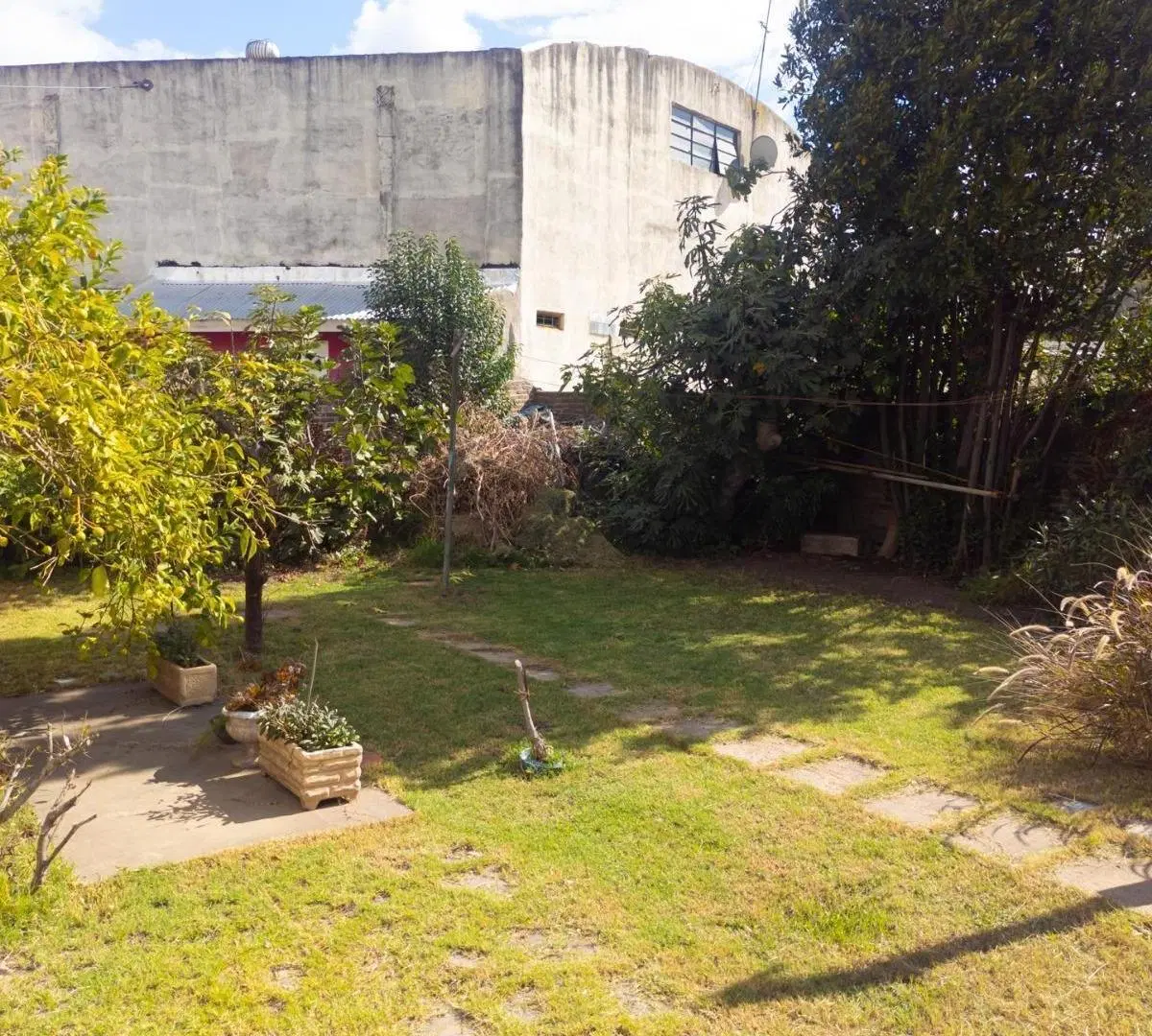 Casa en venta - 3 Dormitorios 1 Baño - Cochera - 324Mts2 - Grand Bourg, Malvinas Argentinas 2
