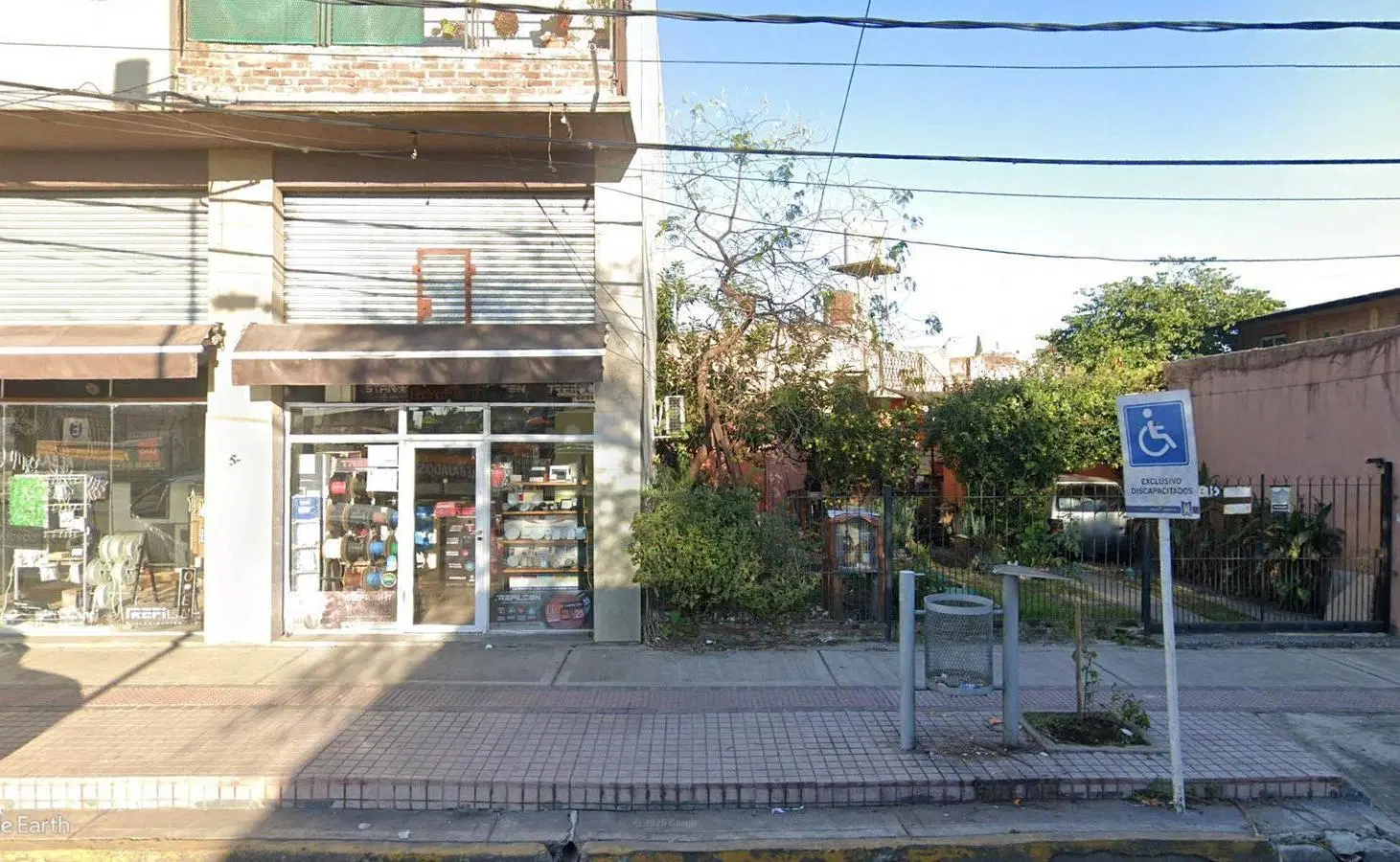 Casa en venta - 3 Dormitorios 1 Baño - Cochera - 324Mts2 - Grand Bourg, Malvinas Argentinas 3