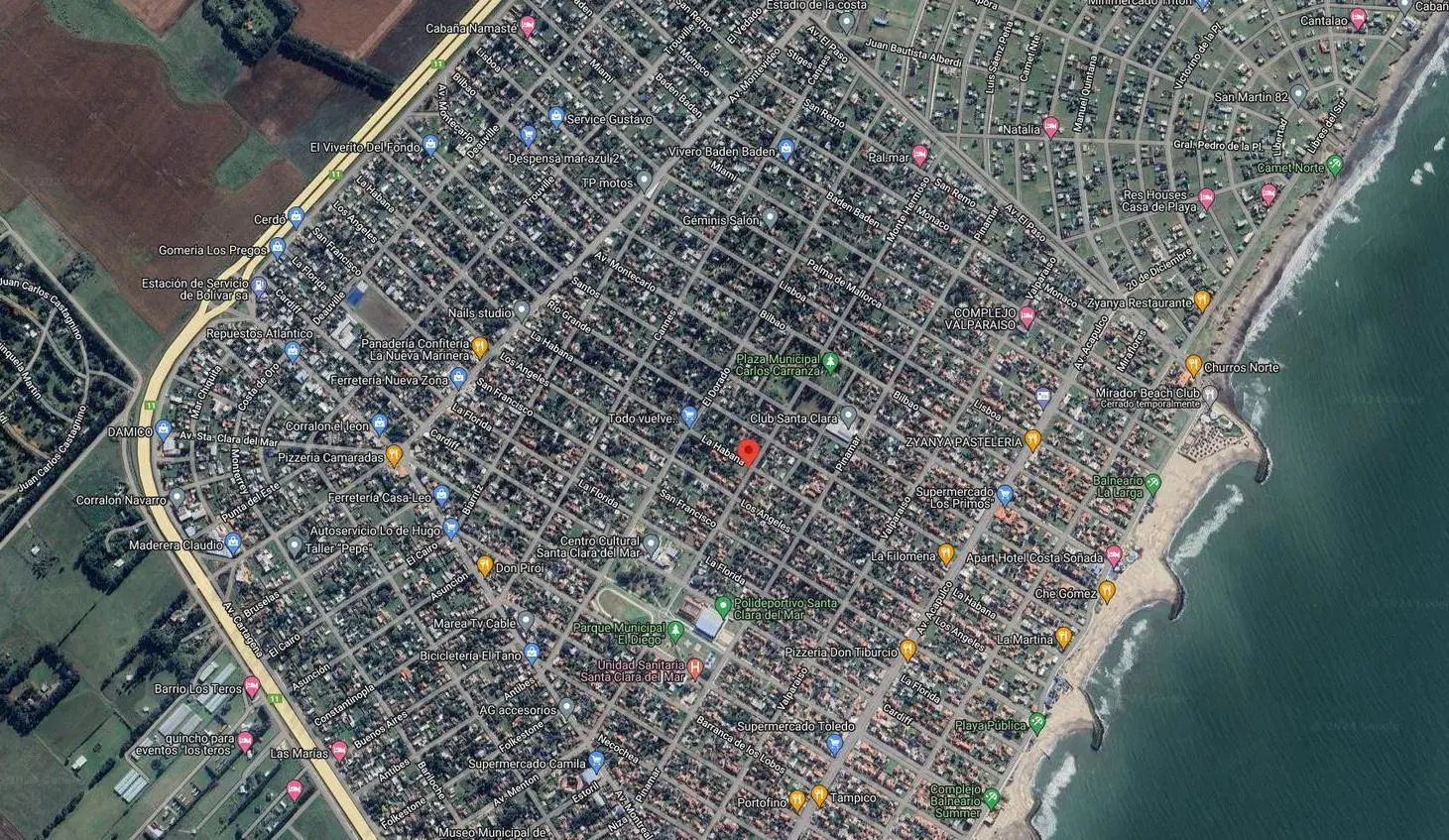 4 Duplex venta - 4 dormitorios 4 baños 4 cocheras - 200mts2 totales - Santa Clara Del Mar 5