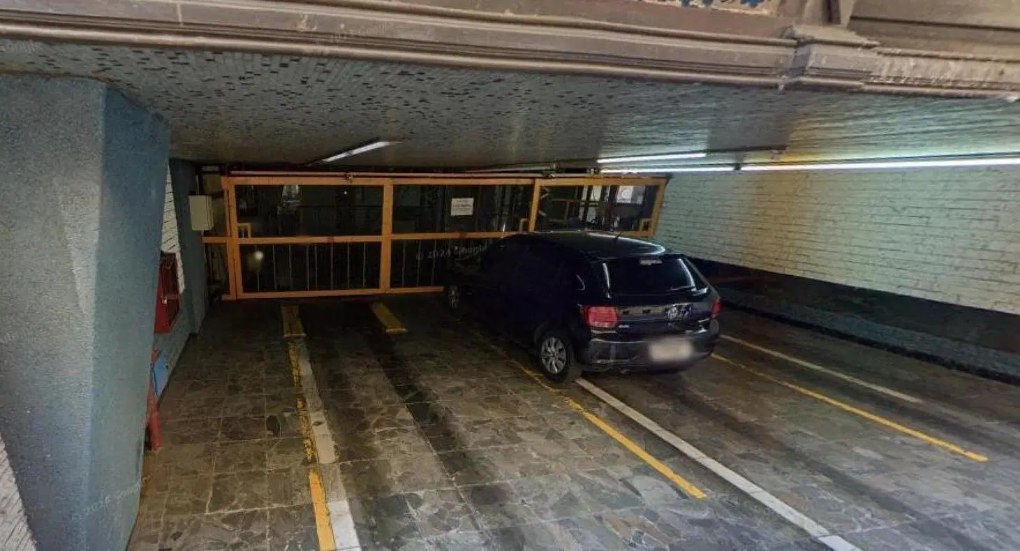 Cochera en venta - 12Mts2 - Retiro 2