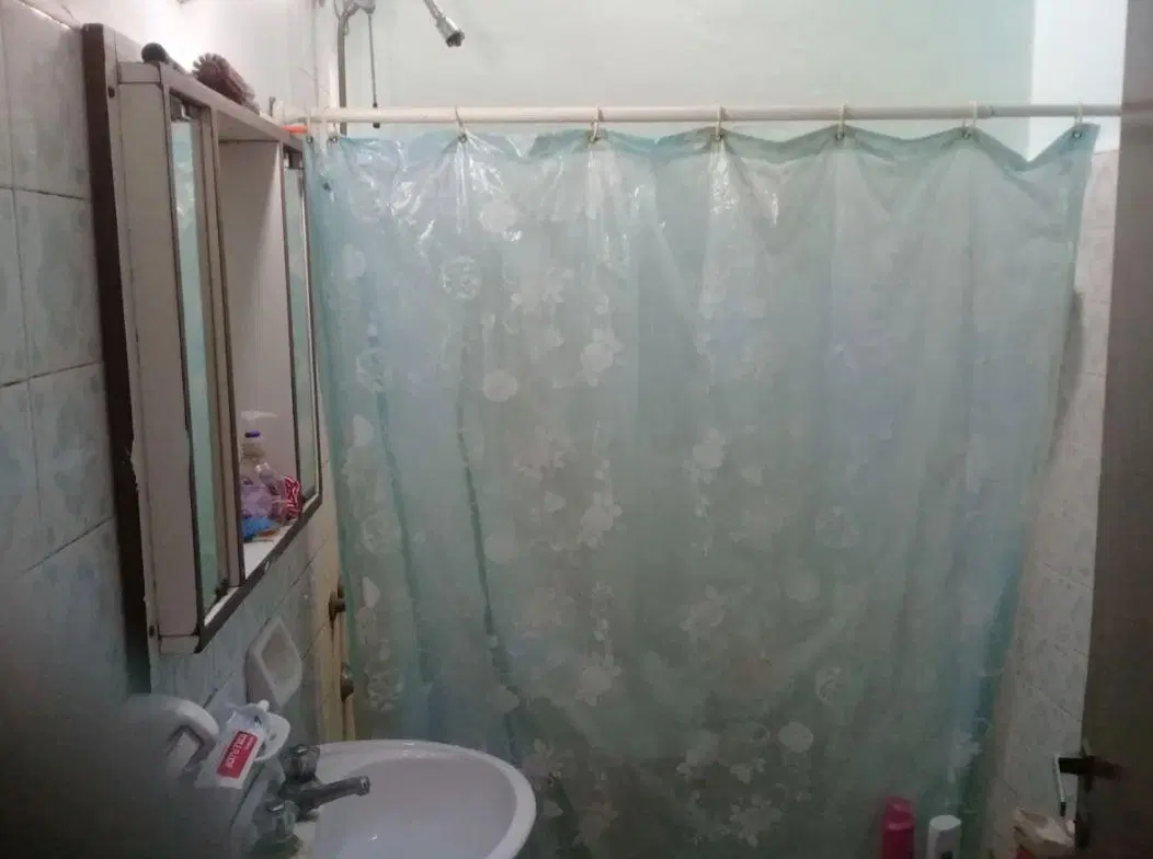 Casa en venta - 5 dormitorios 3 baños - 300mts2 - San Clemente Del Tuyú 3